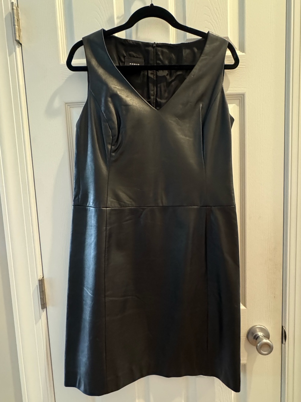 Akris Black 100% Leather Sleeveless V-Neck Sheath Dress